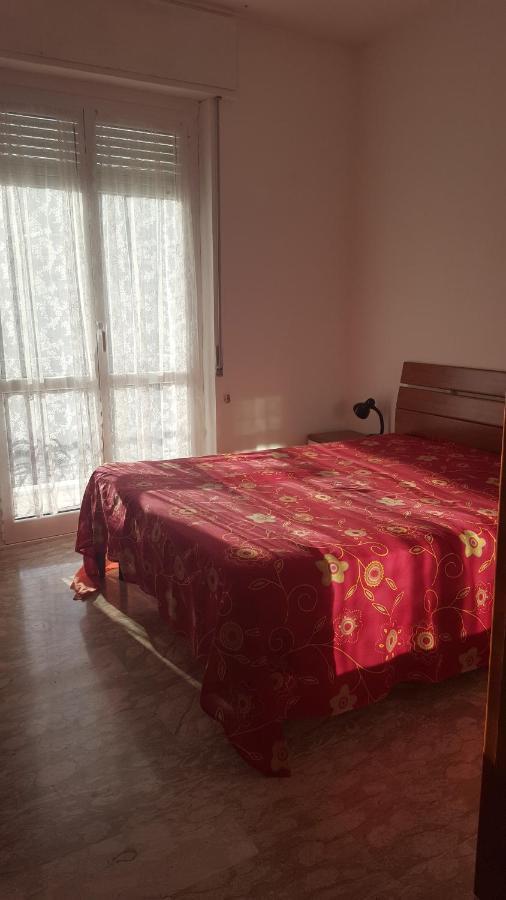 Appartamento Albenga sul mare famiglie ed amici fino 10 posti Esterno foto
