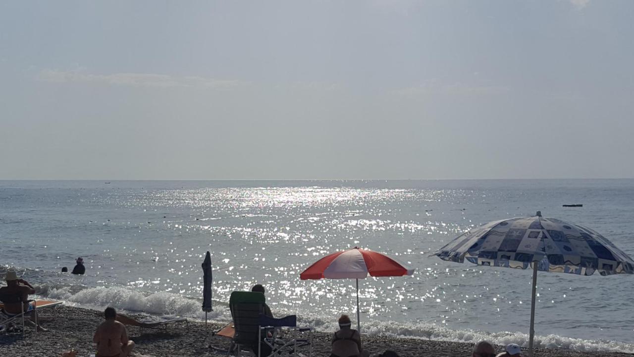 Appartamento Albenga sul mare famiglie ed amici fino 10 posti Esterno foto
